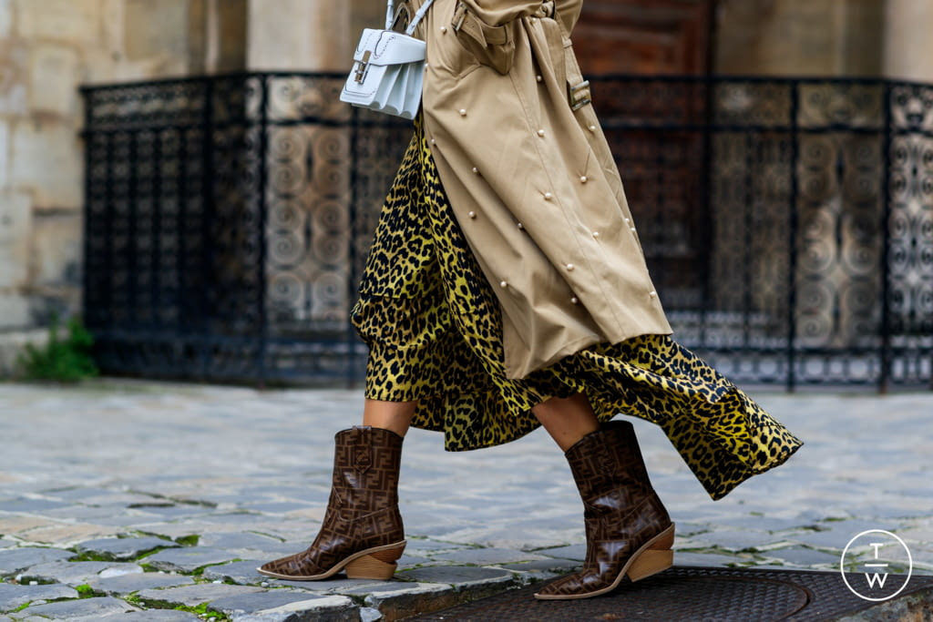 Leopard skirts : A wild trend we love! 